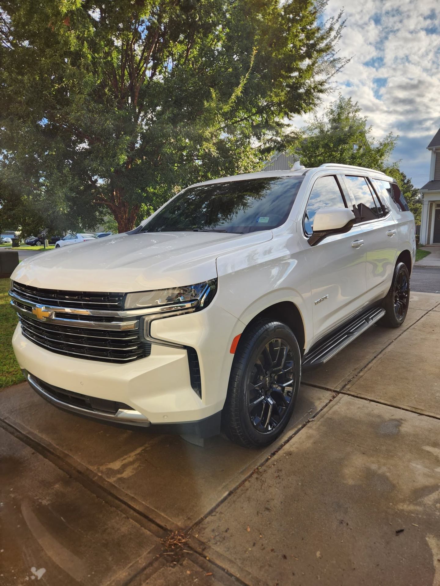 White Chevrolet Tahoe freshly detailed